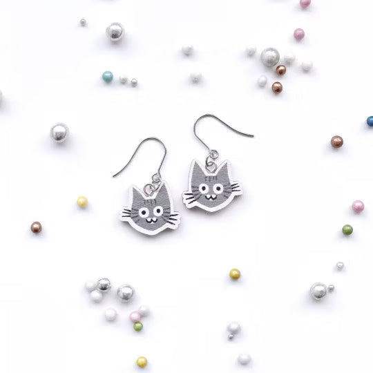 Mustakissa Mini Korvakorut