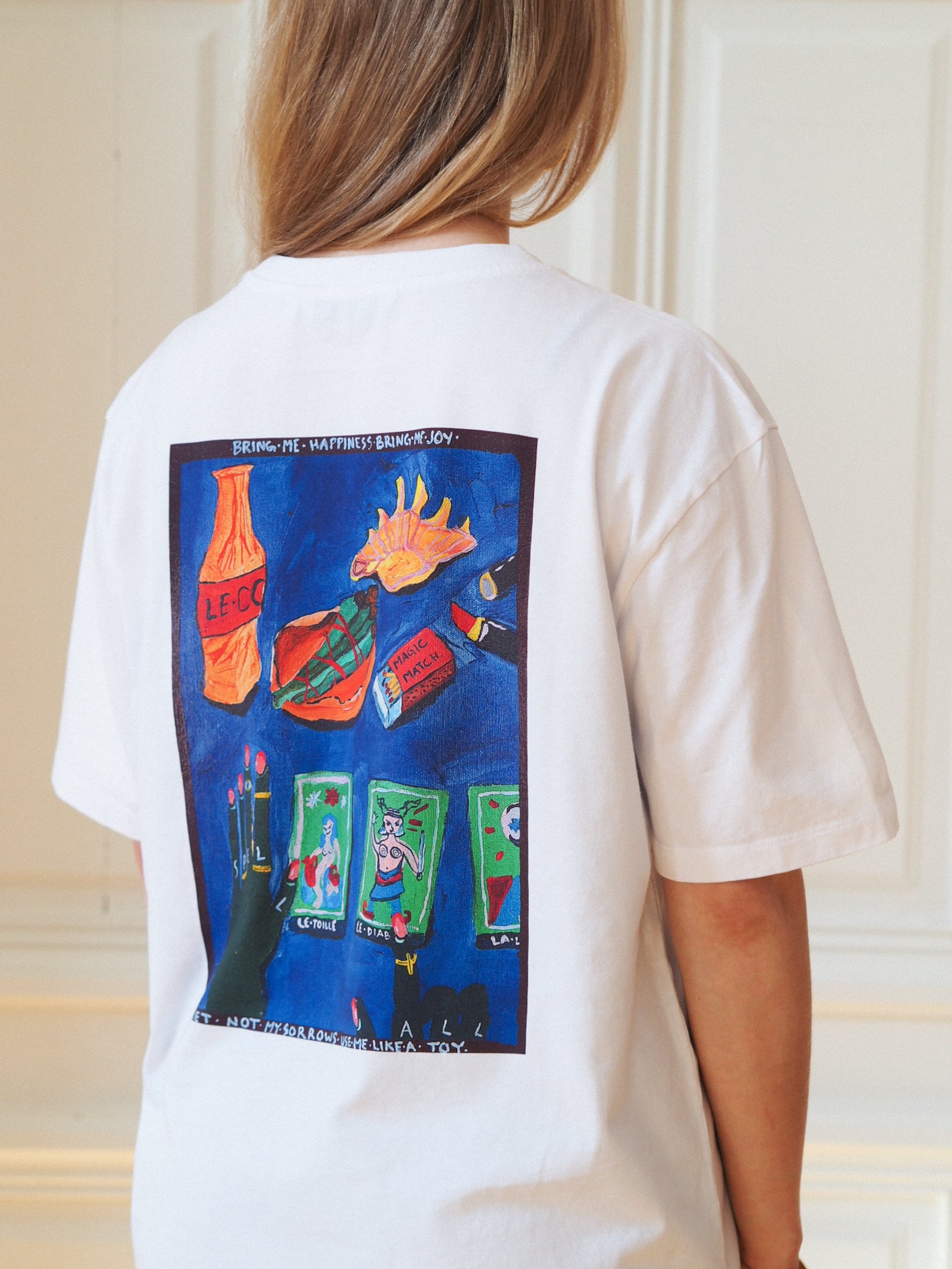 Spell for Happiness Signature Tee, Valkoinen