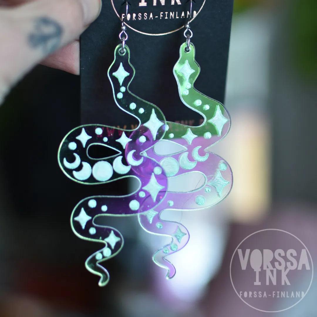 Käärme Korvakorut, Hologrammi