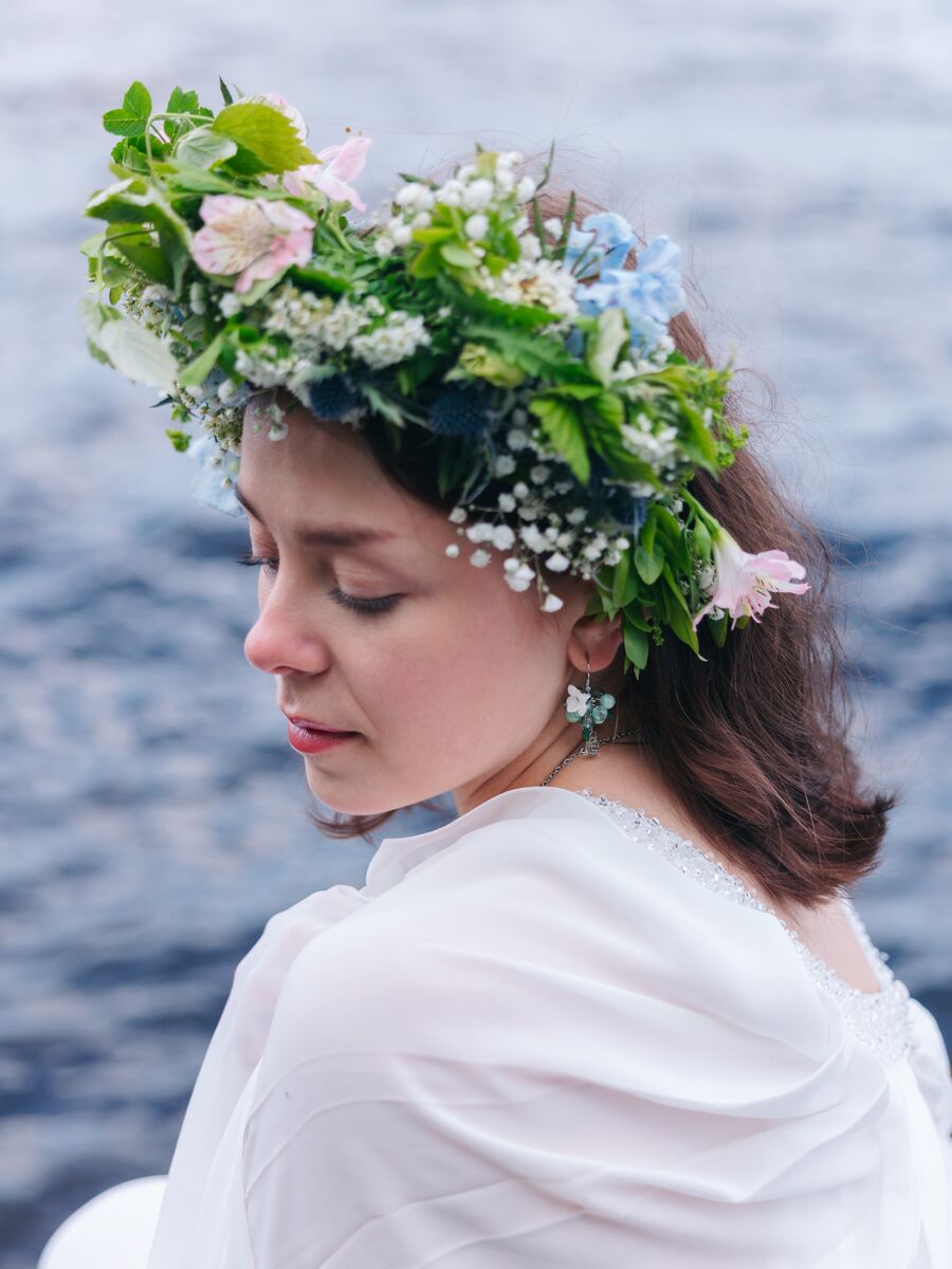 Usvaneito -korvakorut -Pieni