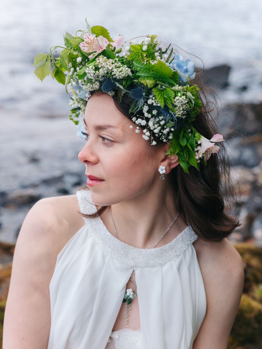 Usvaneito -kaulakoru