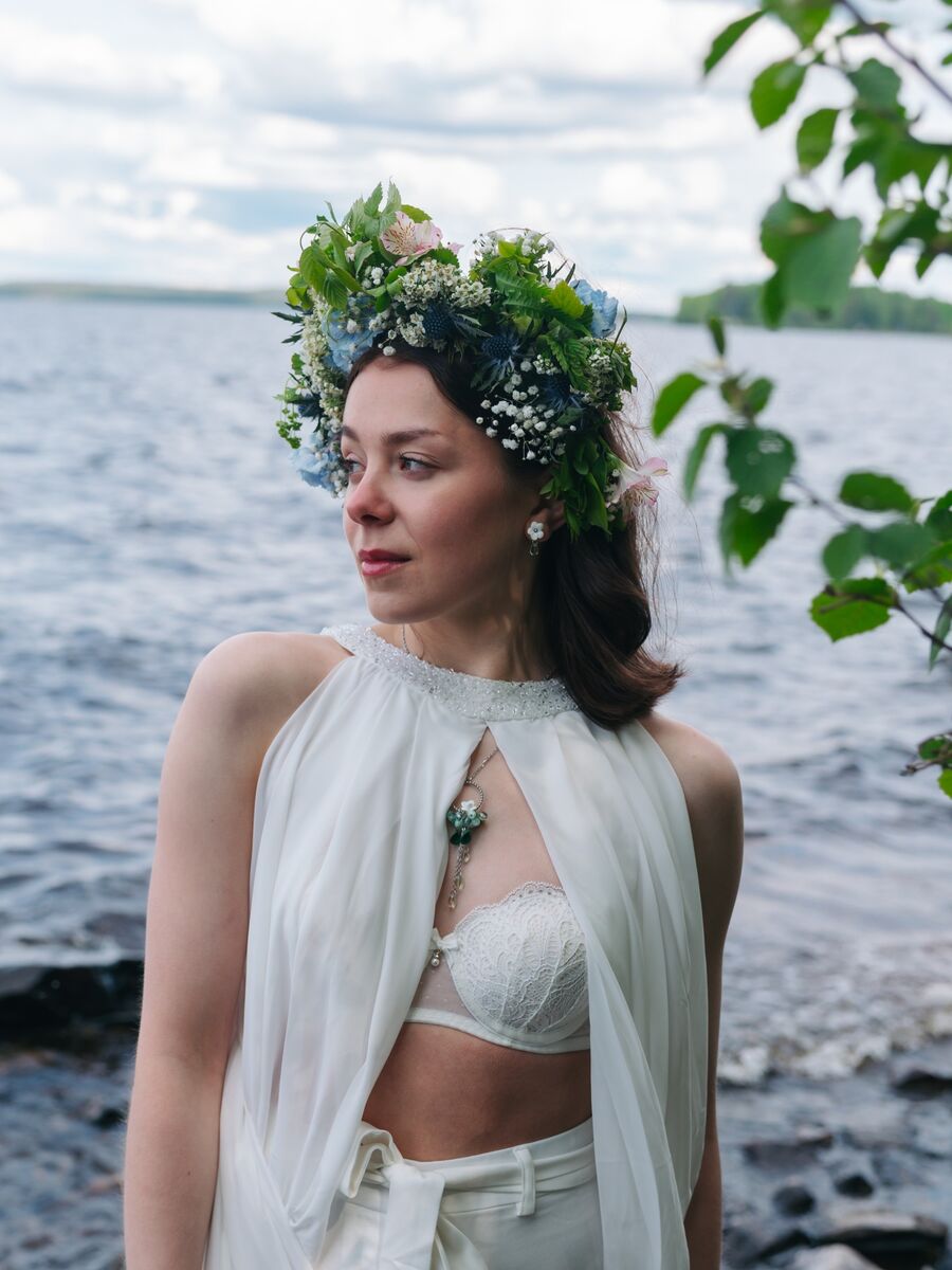 Usvaneito -kaulakoru