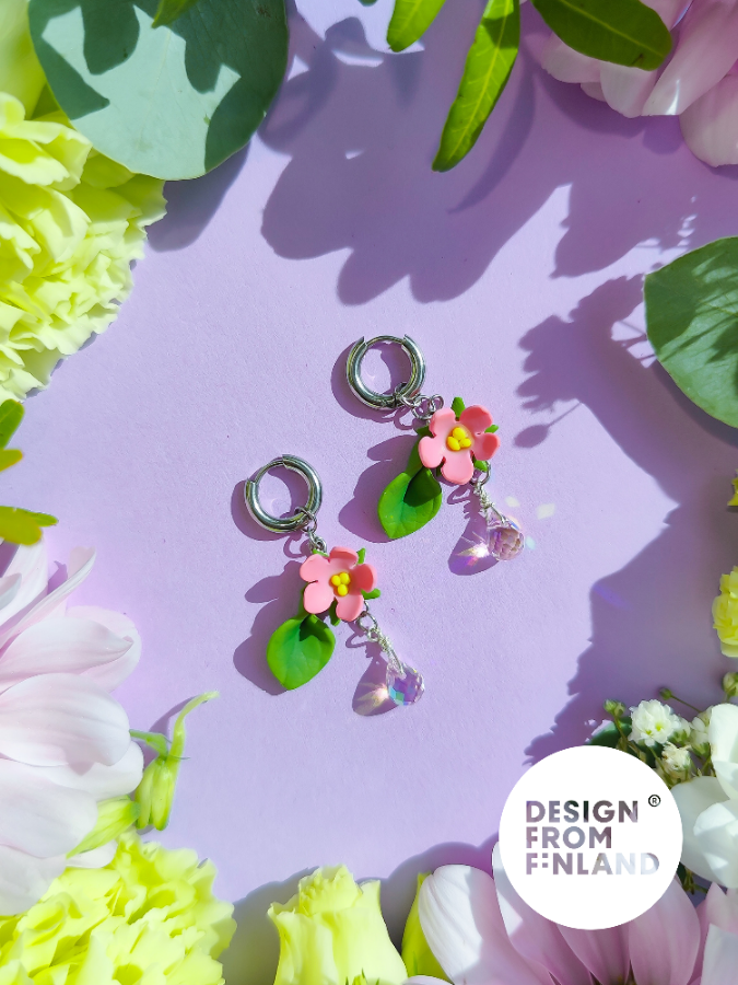 Yöttömän yön kaunotar -korvakorut - pieni