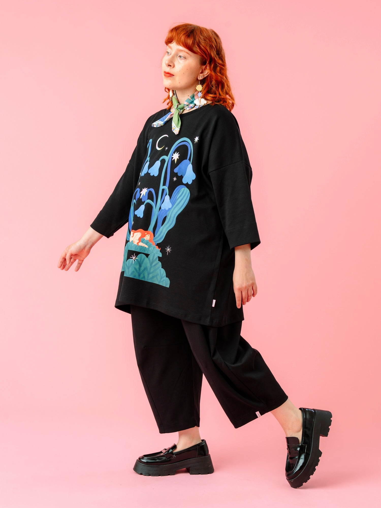 Leandro Oversize T-Paita, Moonbathing Black