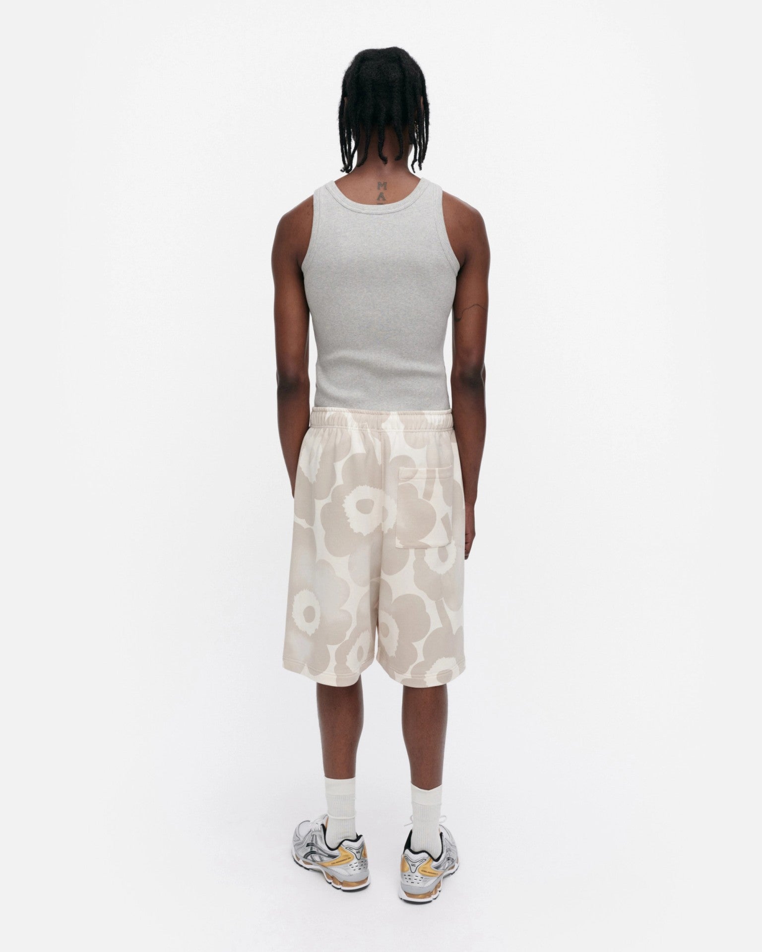 Sarana Akvarelli Unikko Kioski shortsit