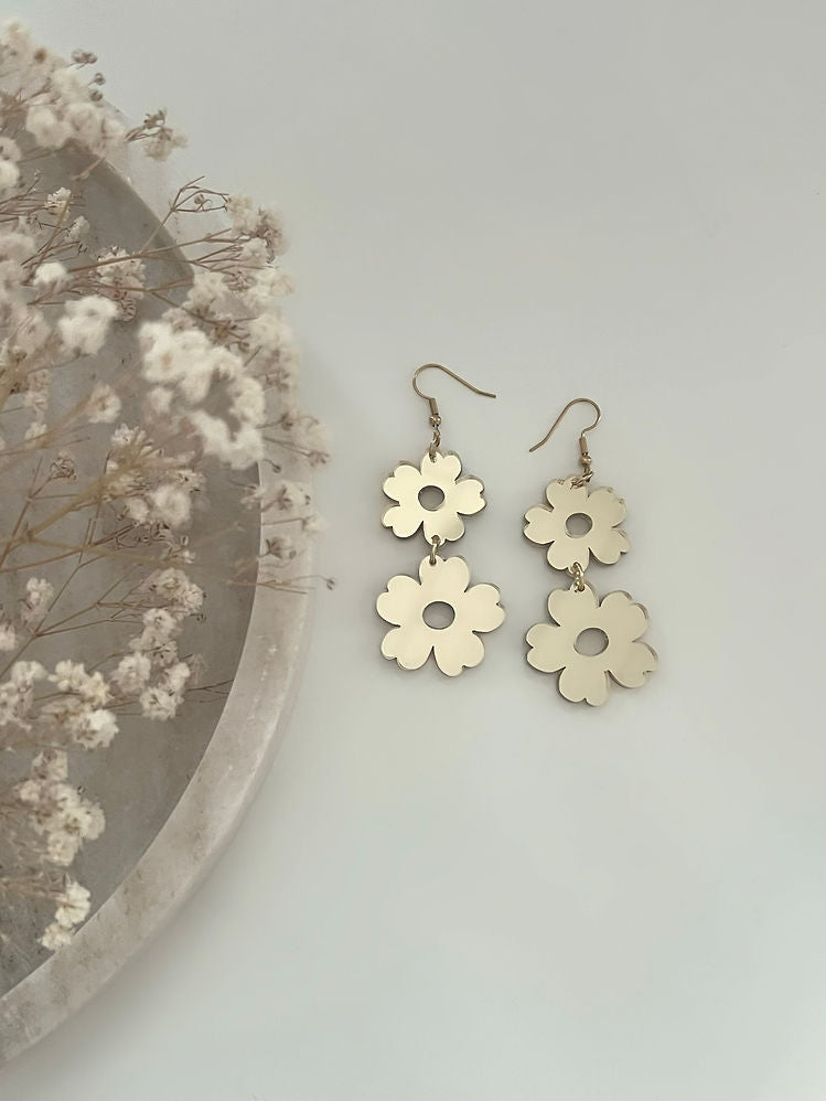 NUPPU - Tupla Korvakorut Akryyli