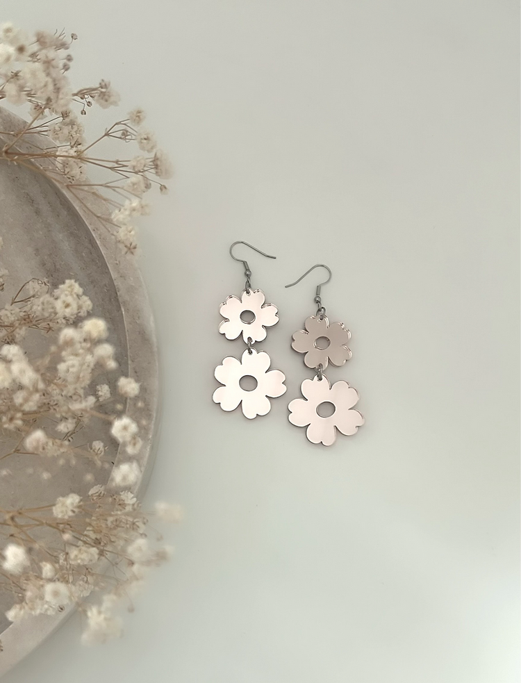 NUPPU - Tupla Korvakorut Akryyli