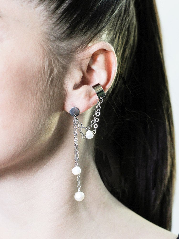 Pearl Earcuff