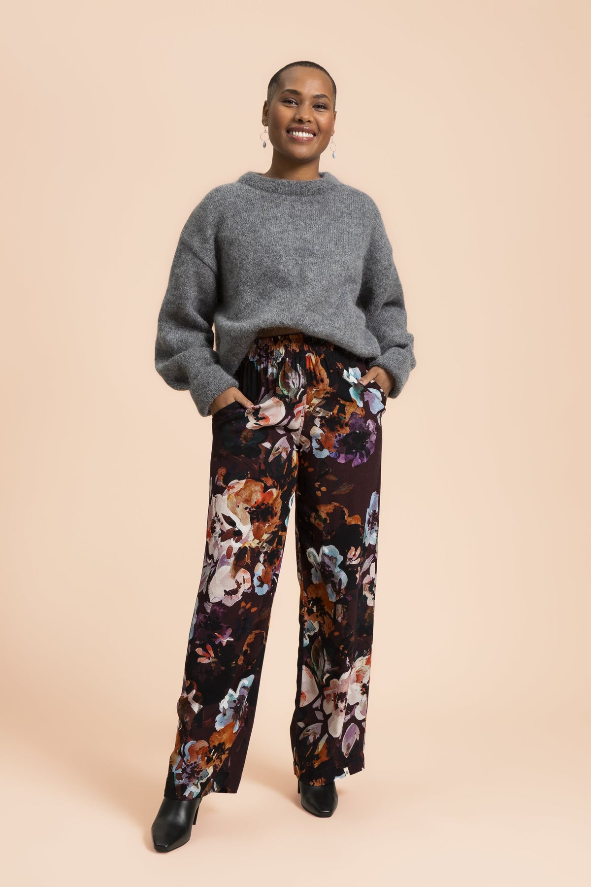 Crepe Trousers, Maroon Anemone