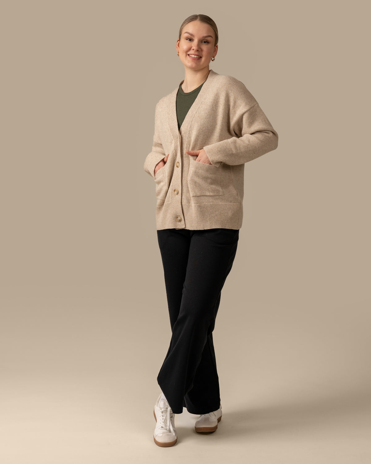 Kaste Cardigan, Beige
