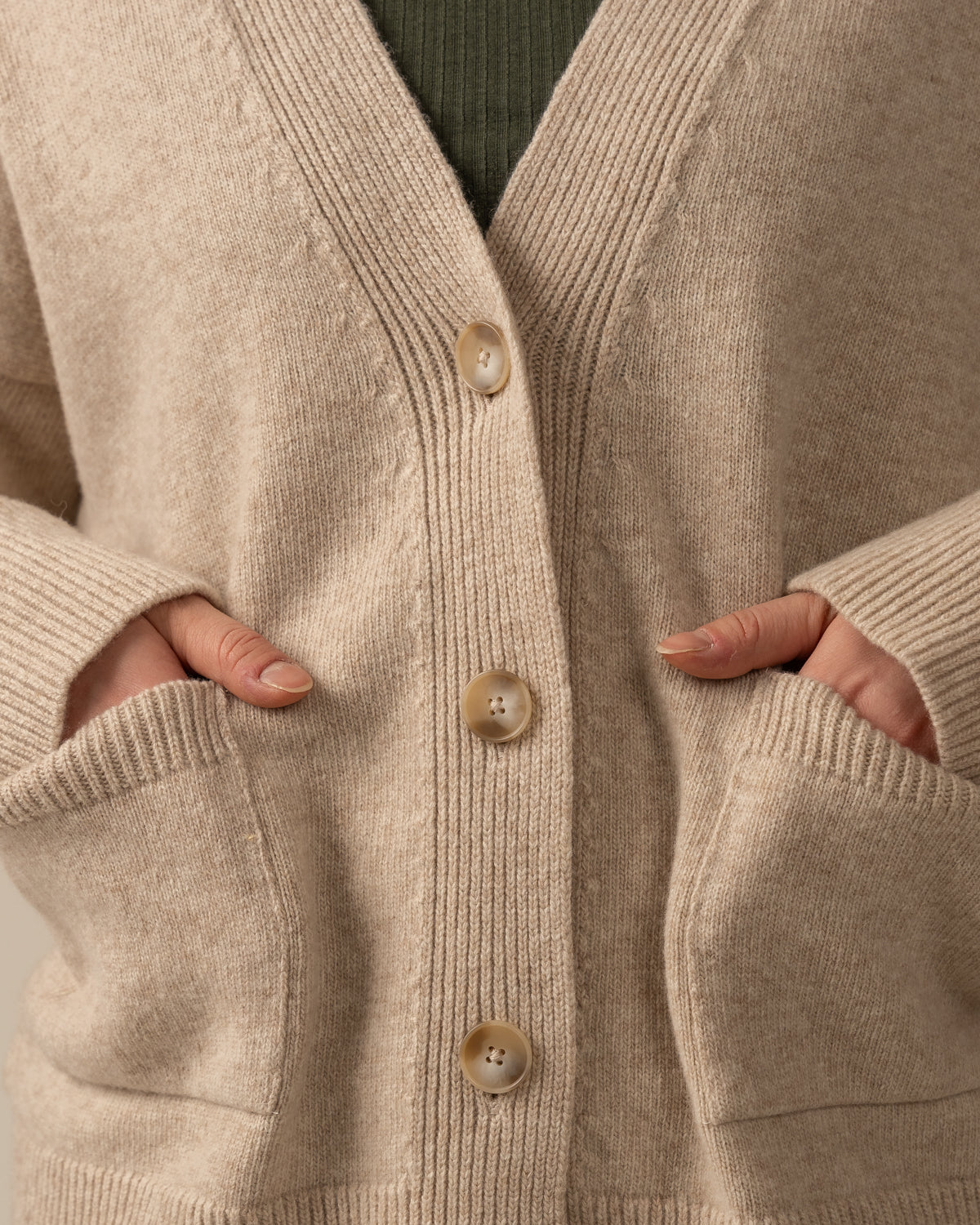 Kaste Cardigan, Beige