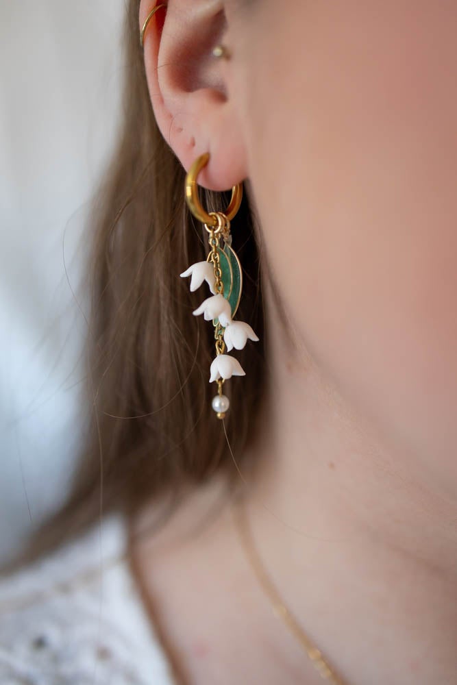 Lily of the Valley korvakorut kulta