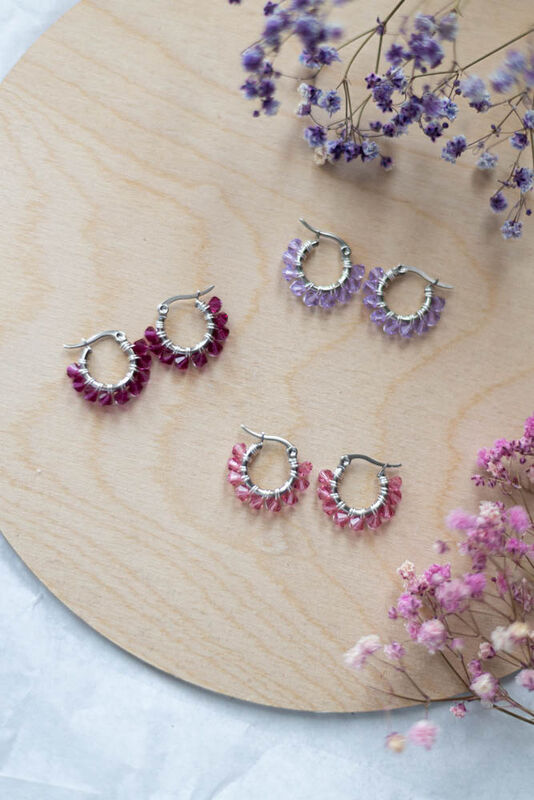 Alma Kristallihelmi Korvakorut, Teräs