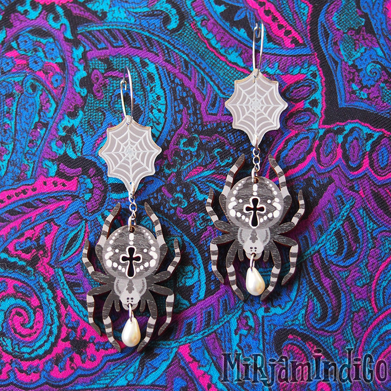 Orgulous Orbweaver vanerikorvakorut