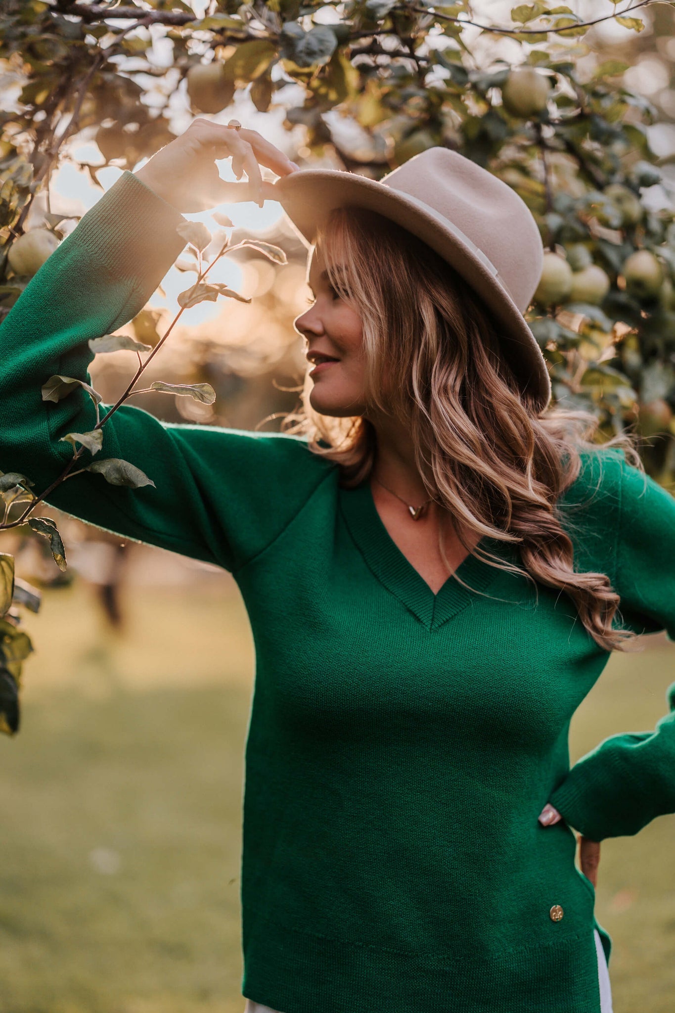 Kelly Jumper, Holly Green