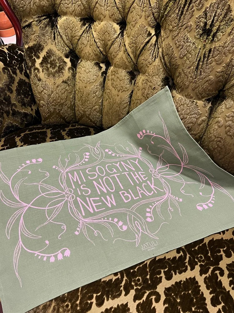 "Misogyny is not the new black" Keittiöpyyhe