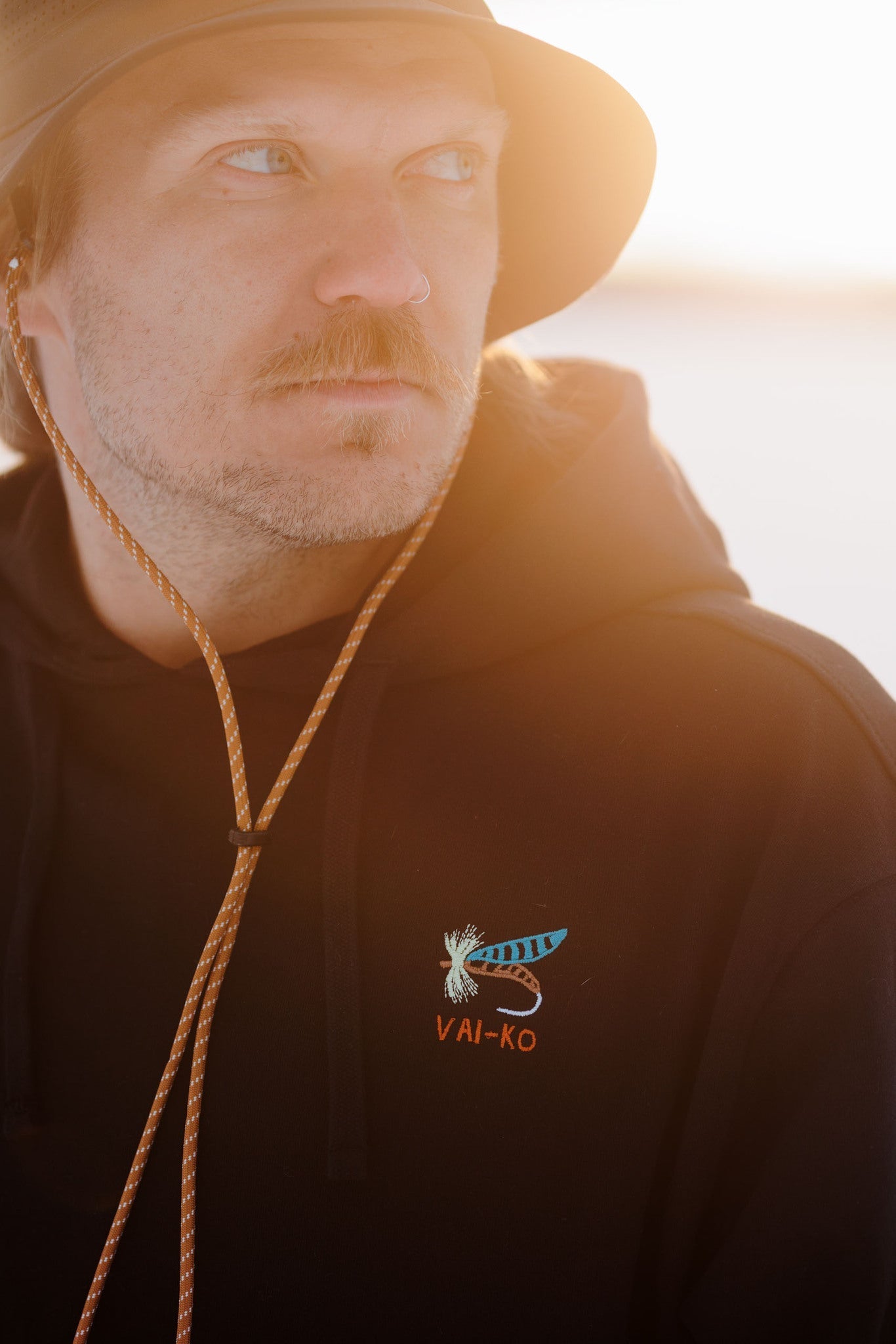 Rainbow Trout Huppari, Musta