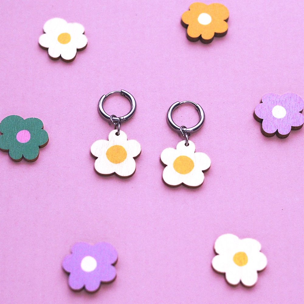 Mini Mansikankukka Korvakorut