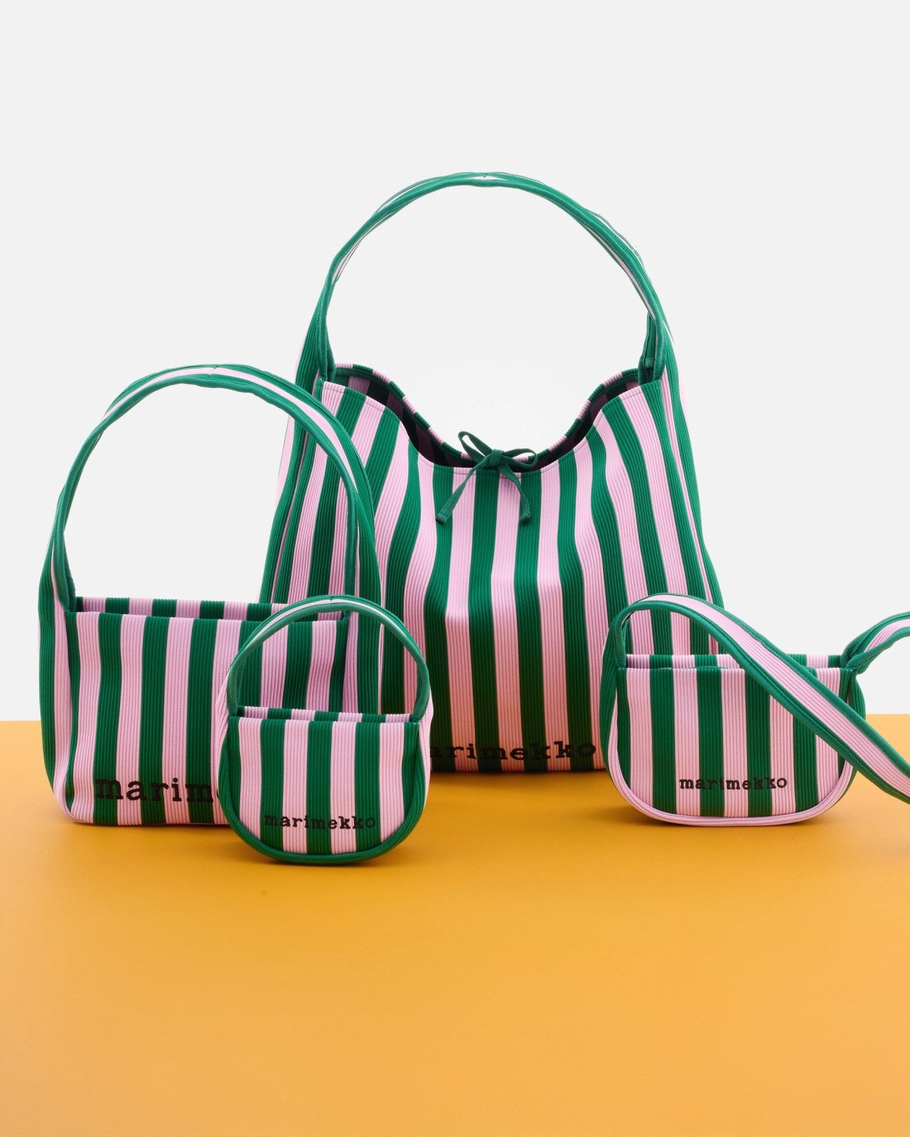 Knitted Merirosvo Olkalaukku Large, Vihreä/Vaaleanpunainen