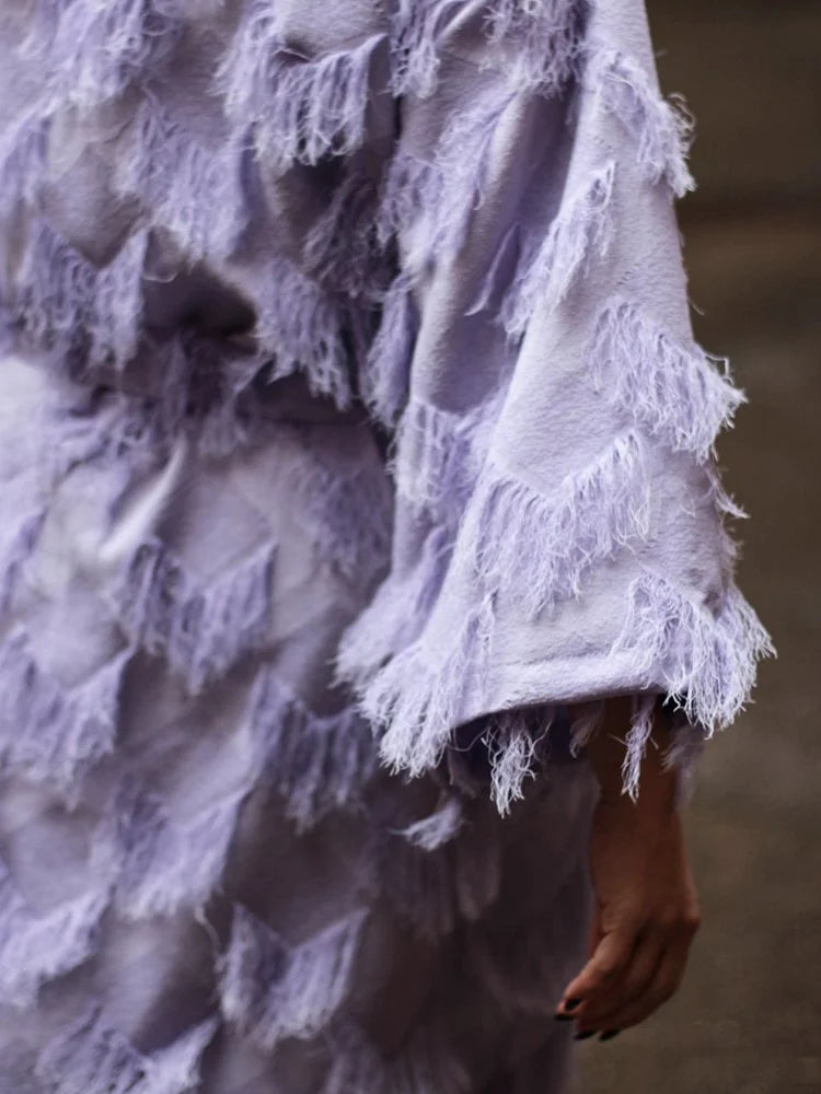 Josephine Kimono, Laventeli