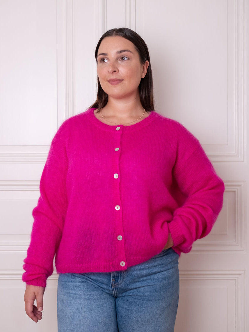 Cardigan O, Think Pink