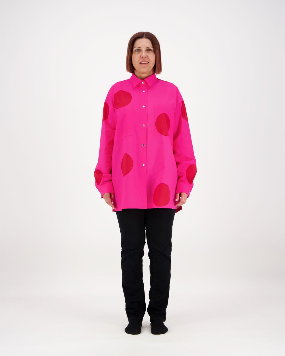 Isopaita, Iso Tatti Pinkki/Punainen