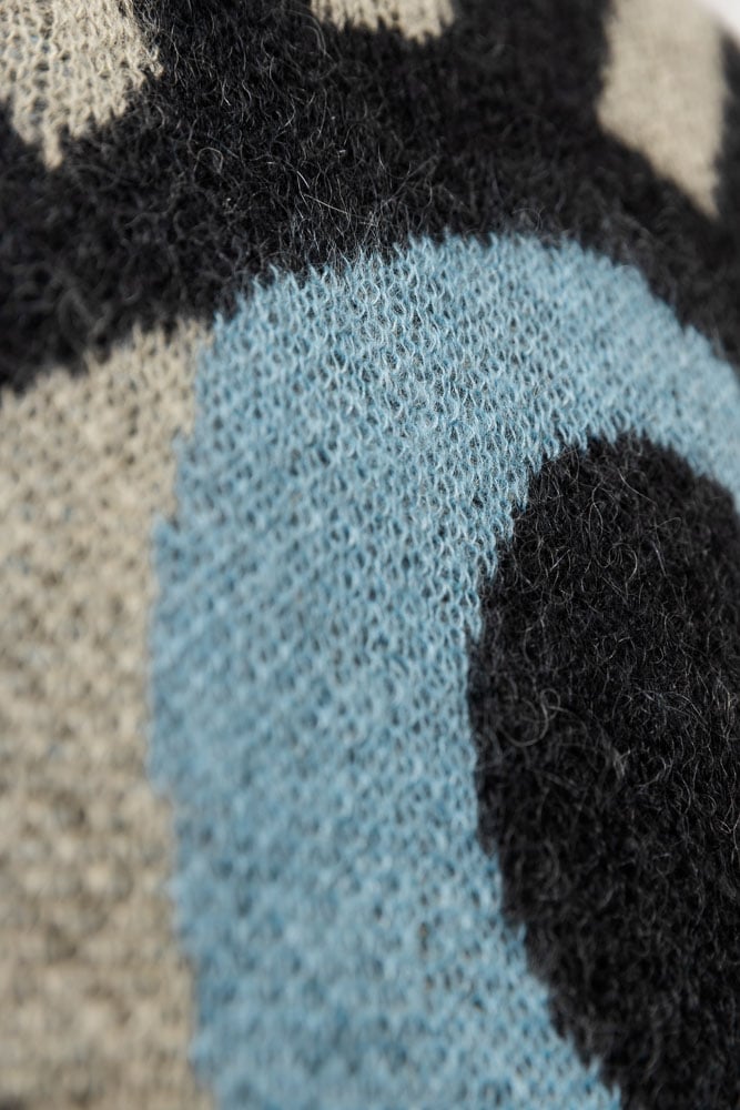 RUNO – Äidin Valvova Silmä