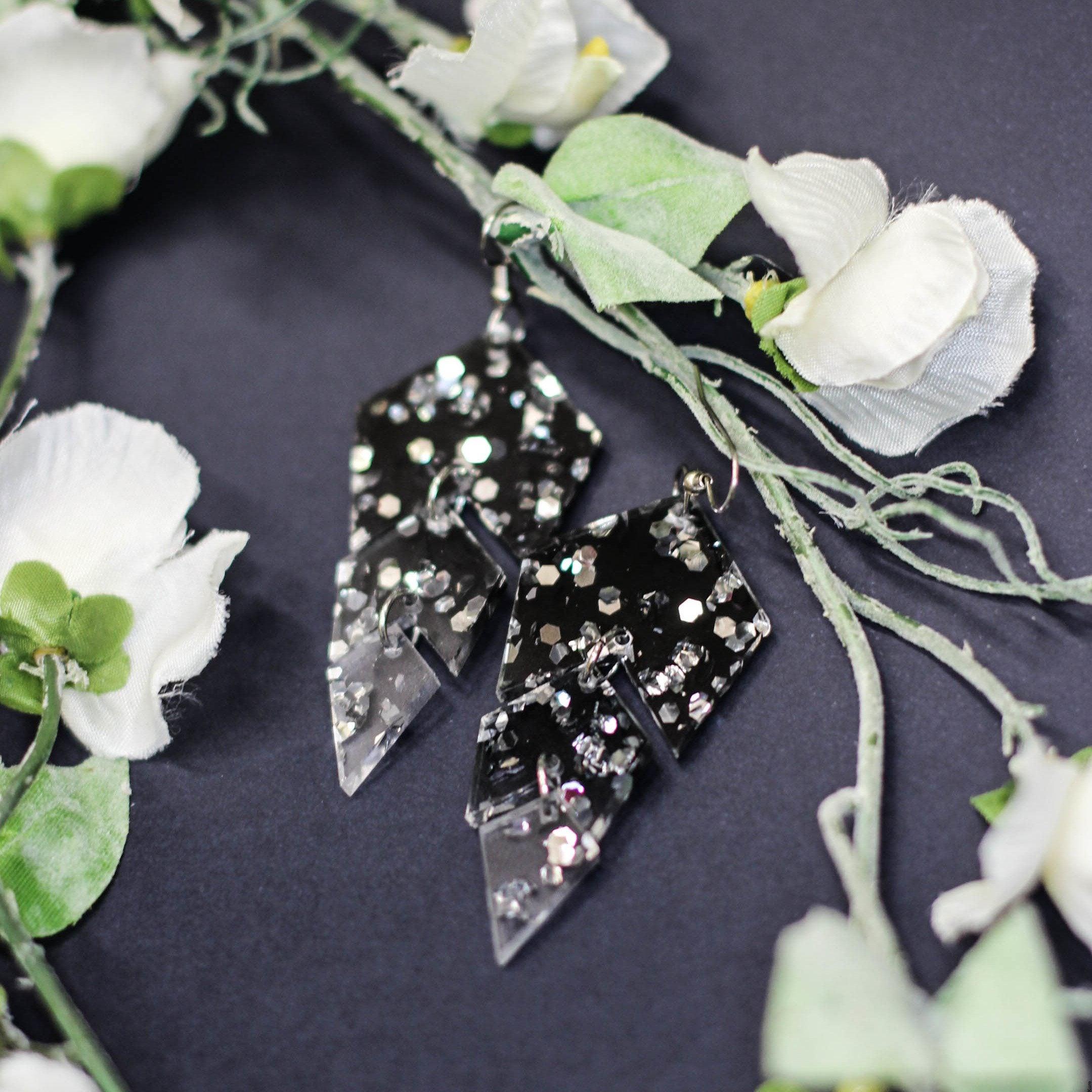 Ombre Korvakorut, Hopeahile