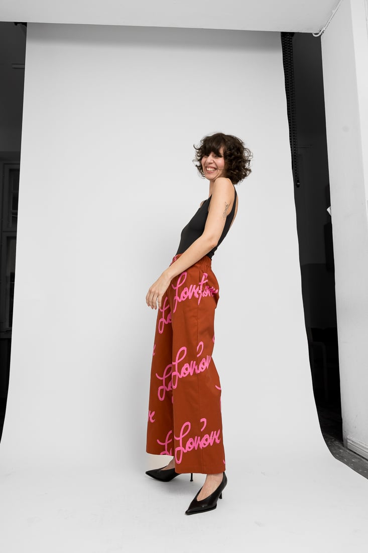 AINA – Love, ruoste