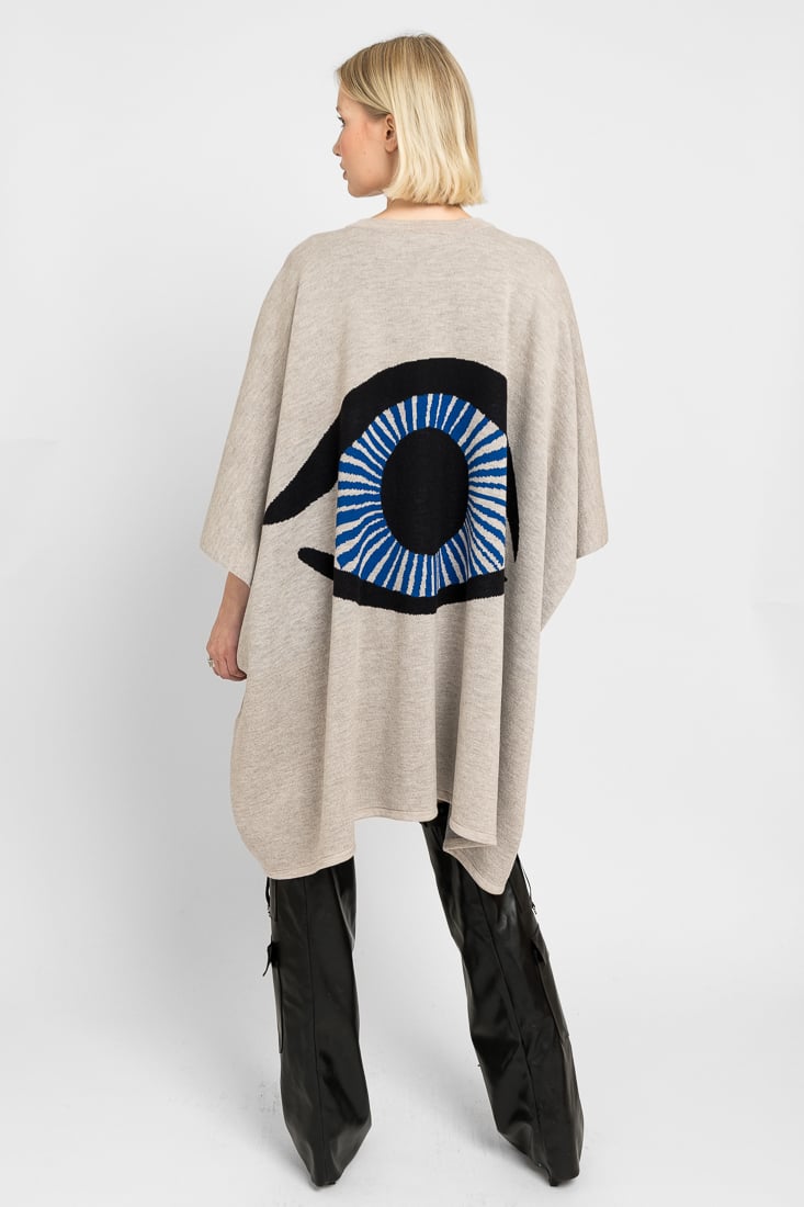 SAAGA – Äidin valvova silmä