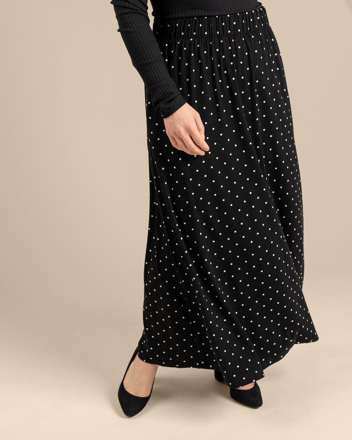 Hento Hame, Musta Pilkku