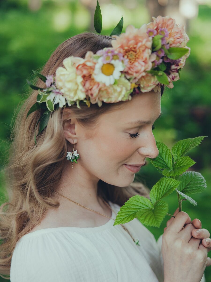 Metsätähti-korvakorut -Pieni