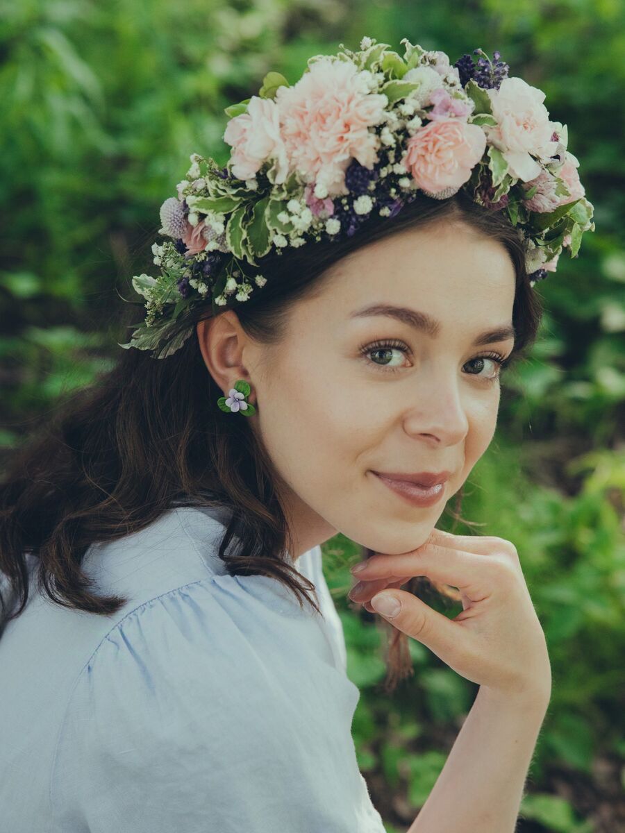 Lehto-orvokki-korvakorut -Pieni