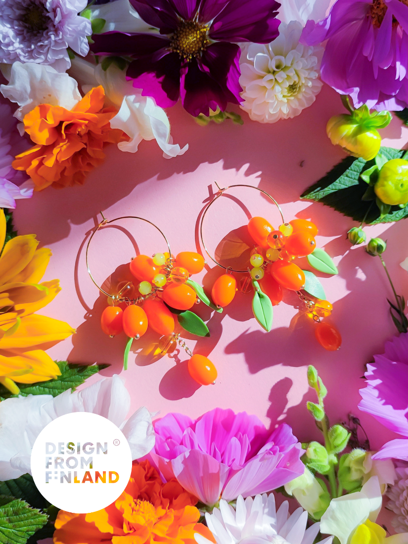 Tyrni-rengaskorvakorut