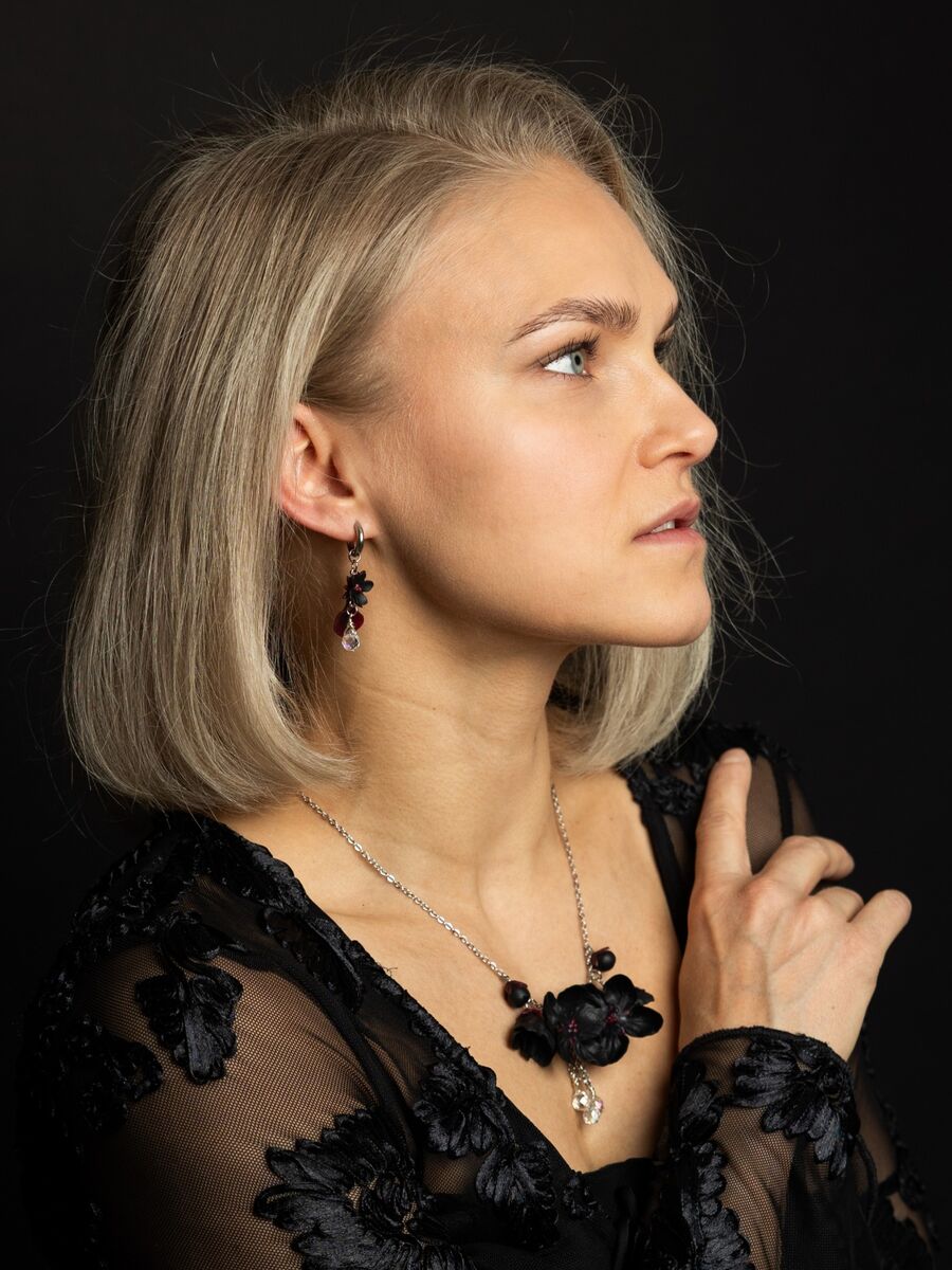 Varjojen kaunotar -korvakorut - pieni