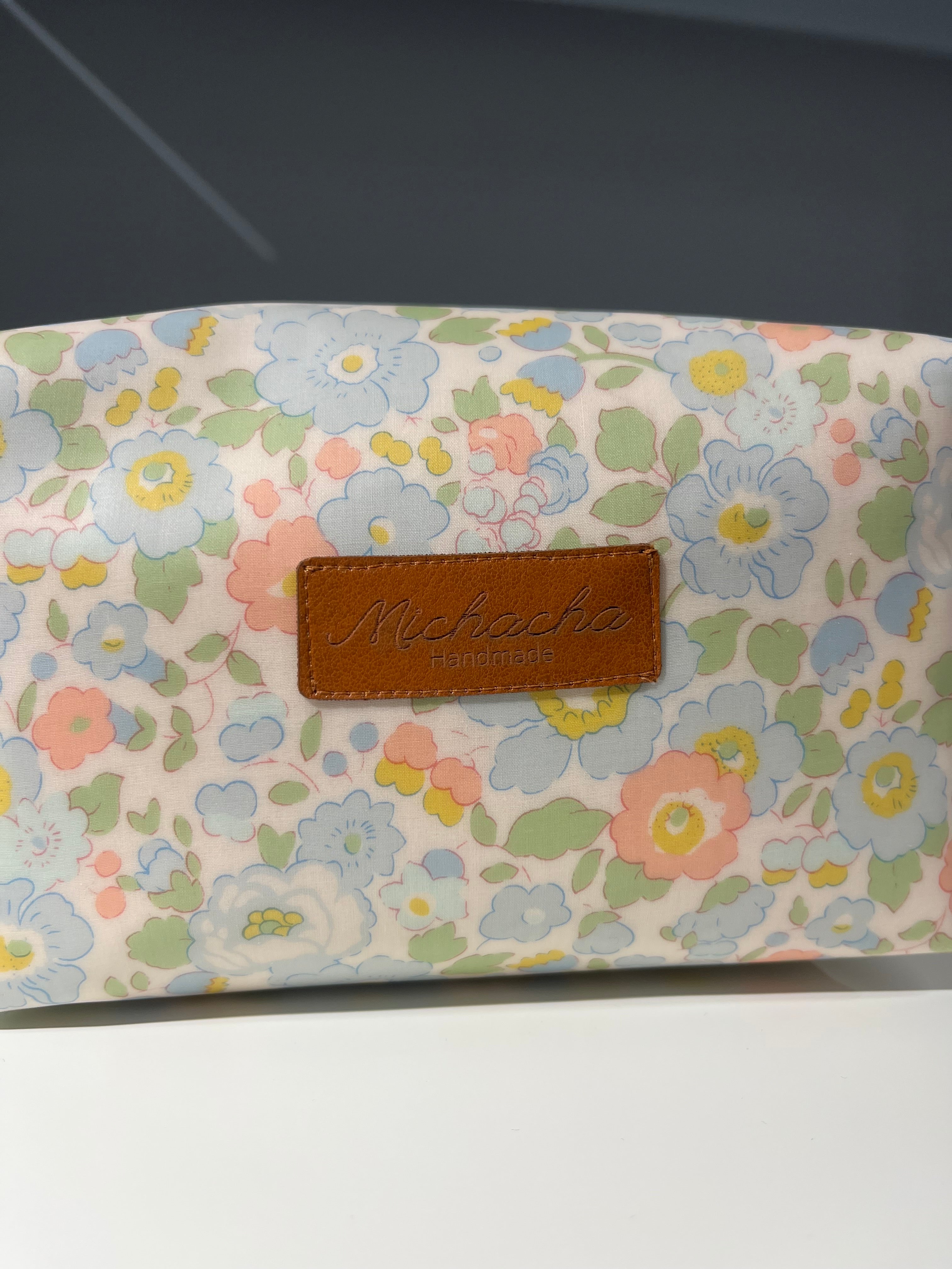 Make Up Bag M