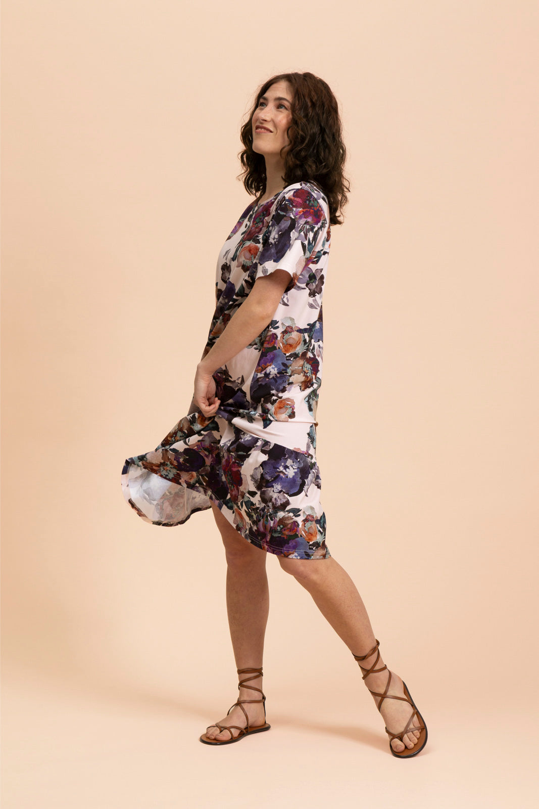 Ruffle T-paita mekko, Roses