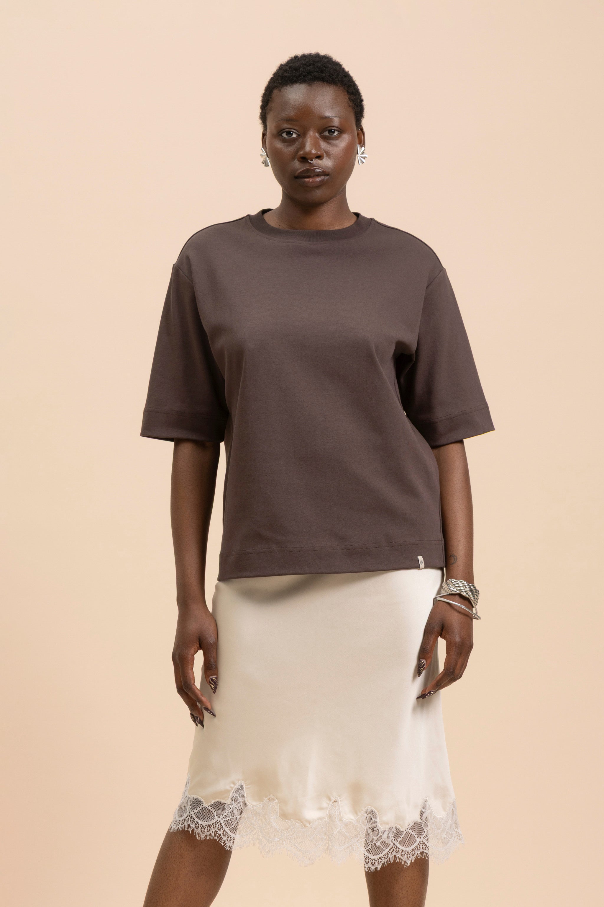 The Relaxed T-shirt, Chocolate