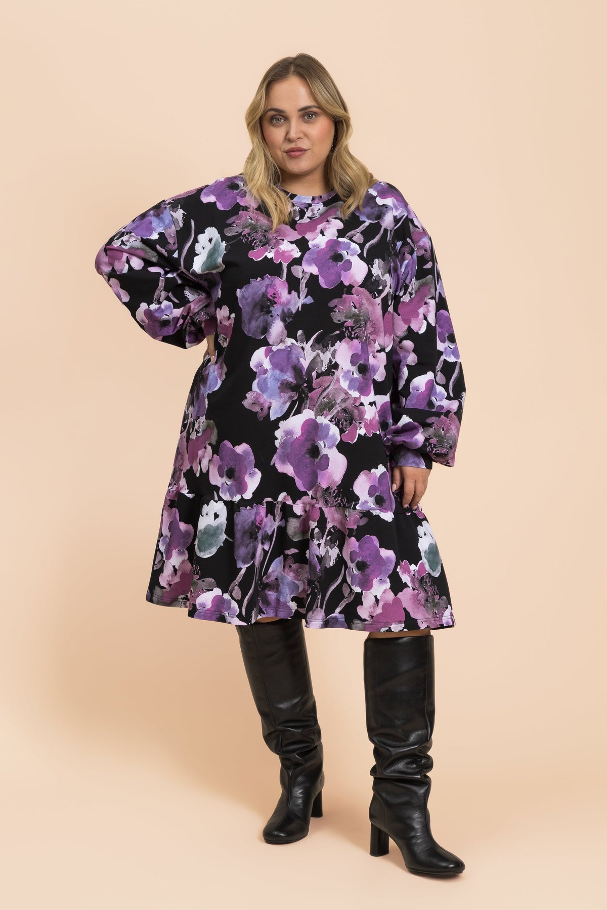 Ruffle Collegemekko, Deep Bloom
