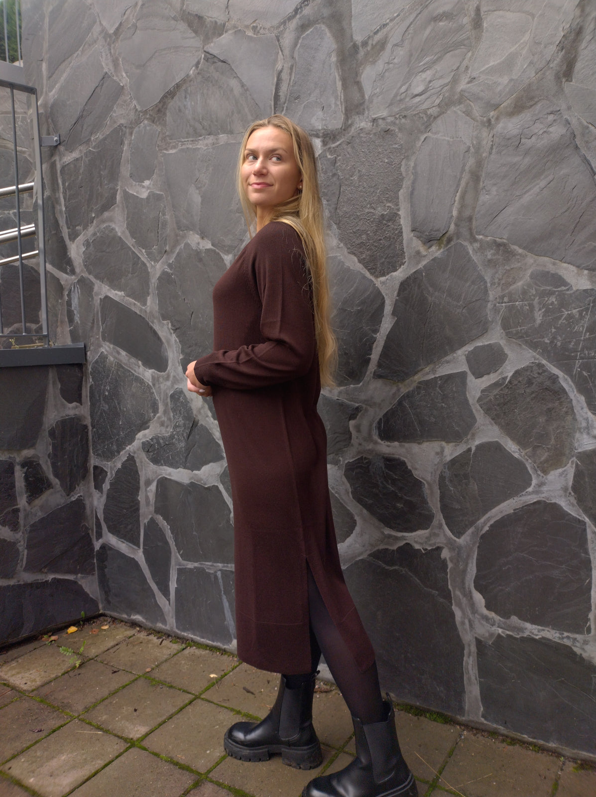 LINNEA merinovillamekko, suklaanruskea