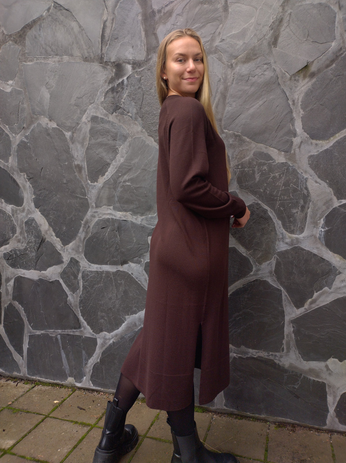 LINNEA merinovillamekko, suklaanruskea