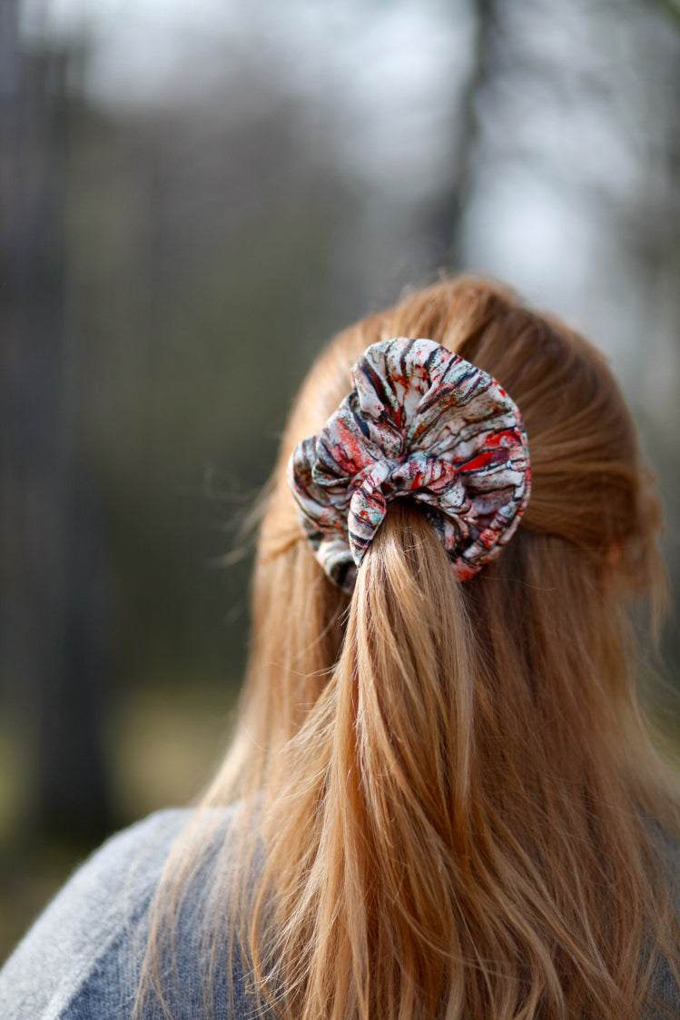 Murunen Scrunchie