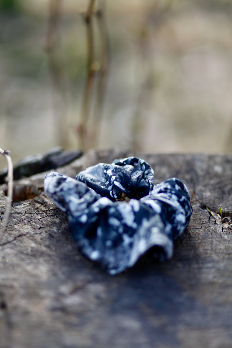 Murunen Scrunchie