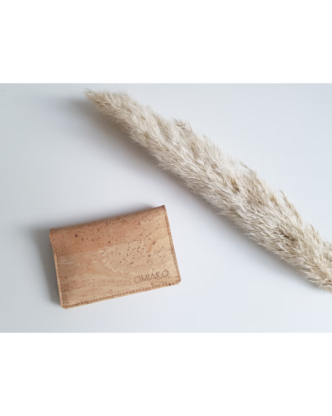 Korttikotelo taitettava