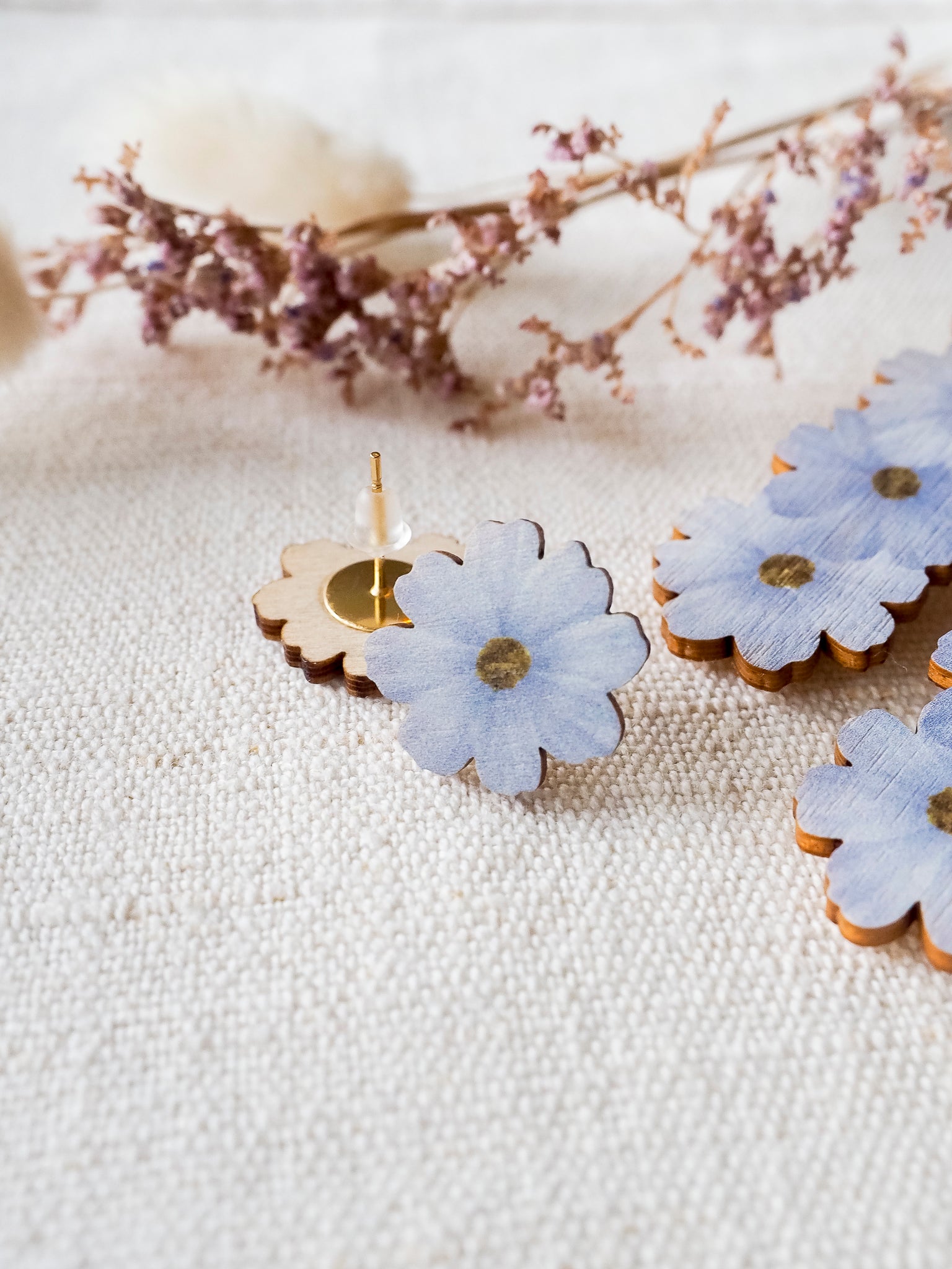 Kosmos Nappikorvakorut