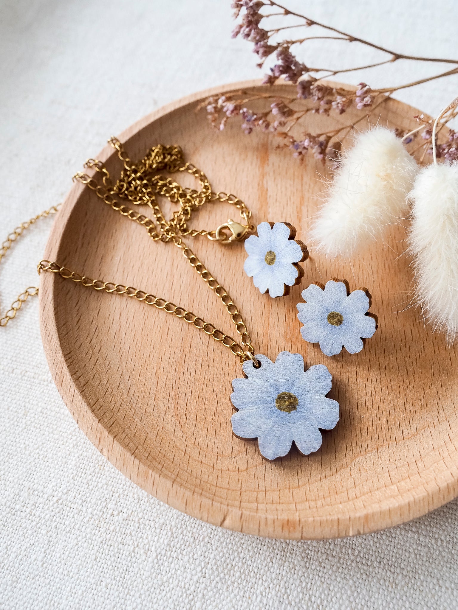 Kosmos Nappikorvakorut