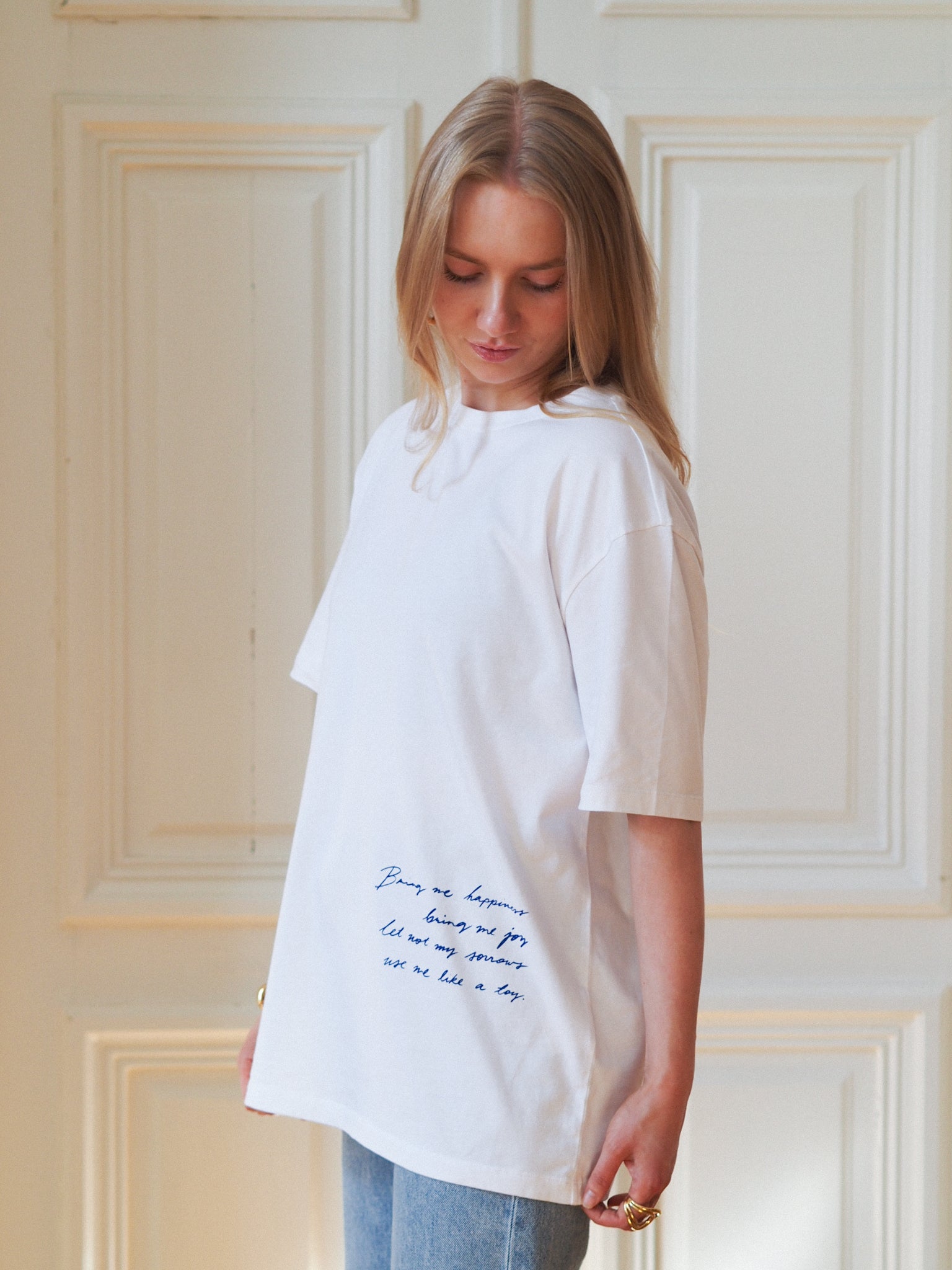 Spell for Happiness Signature Tee, Valkoinen