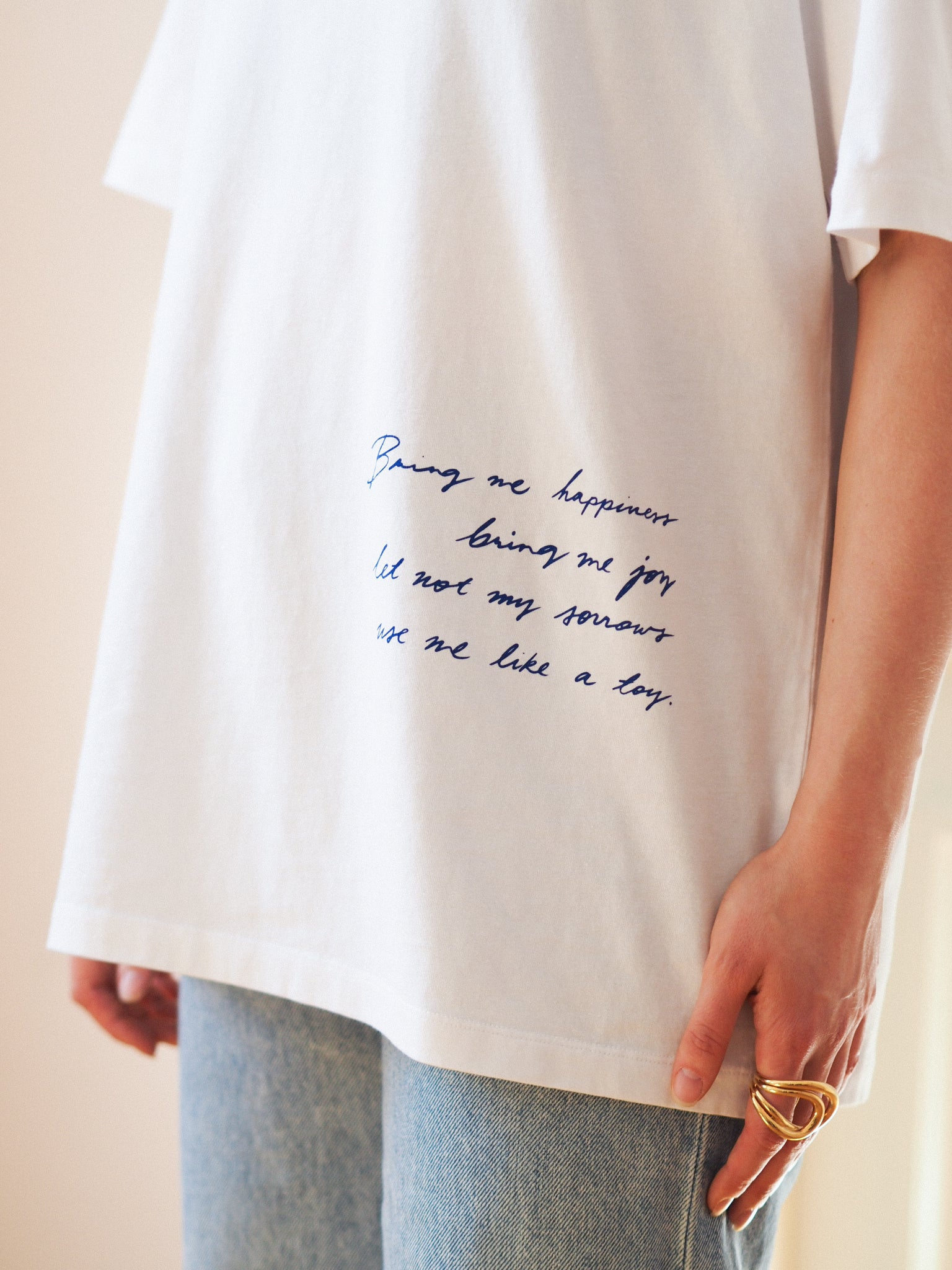 Spell for Happiness Signature Tee, Valkoinen