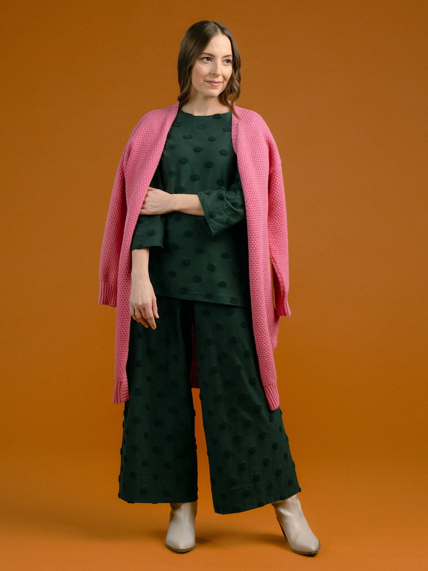 Alma Villatakki, Pink