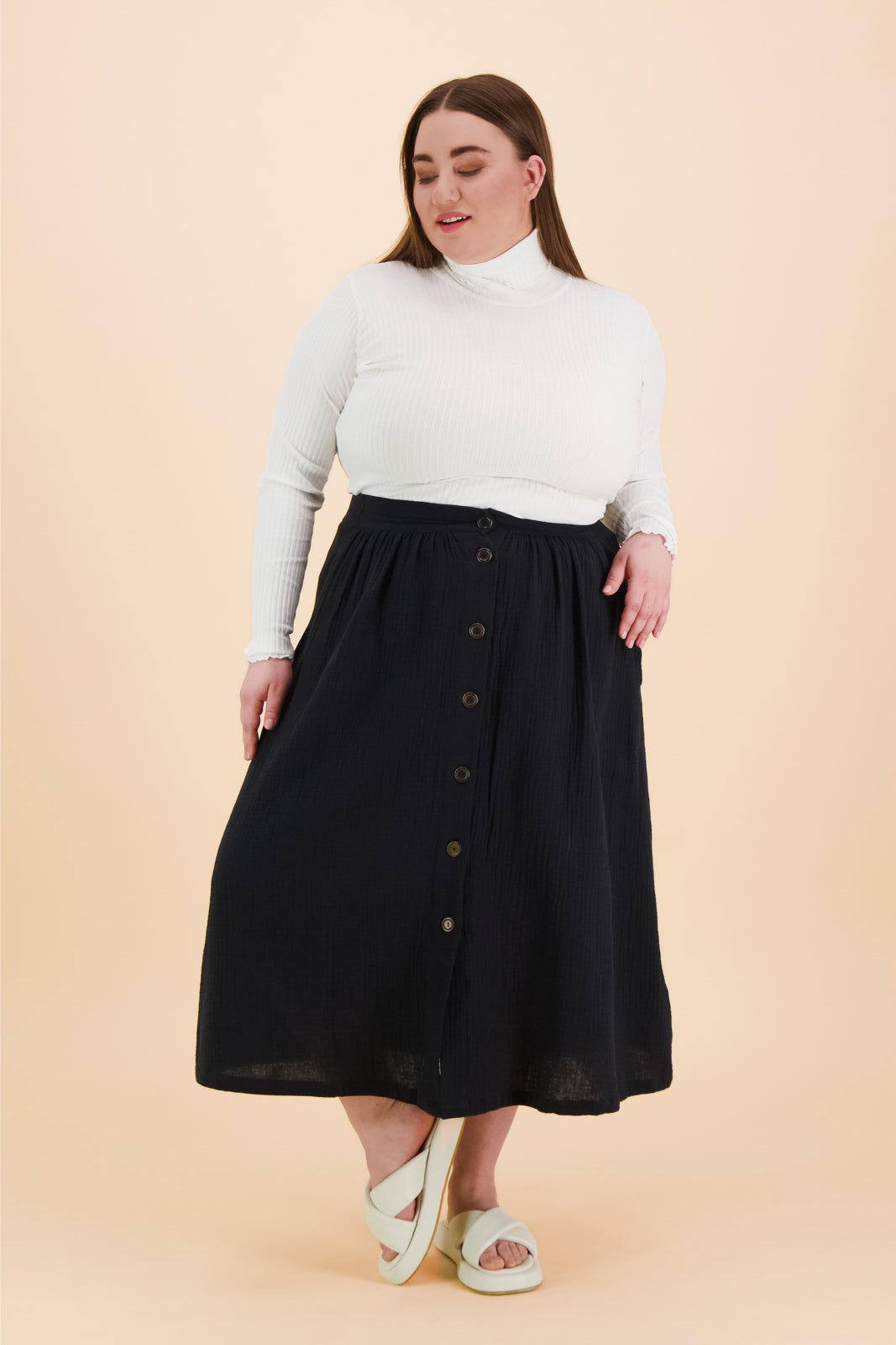 Button Skirt, Black